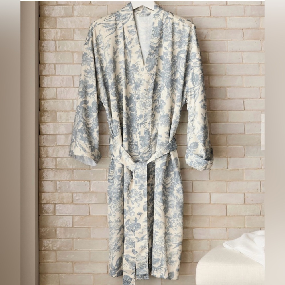 POTTERY BARN Sorrel Print Robe